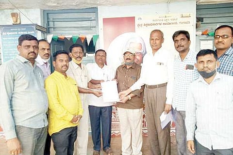 28012021 Gangavati private teacher appeal