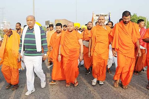 30Tmk_Kurubara_Padayatre_02