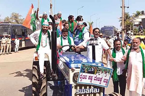 h26- Farmer Rally 1