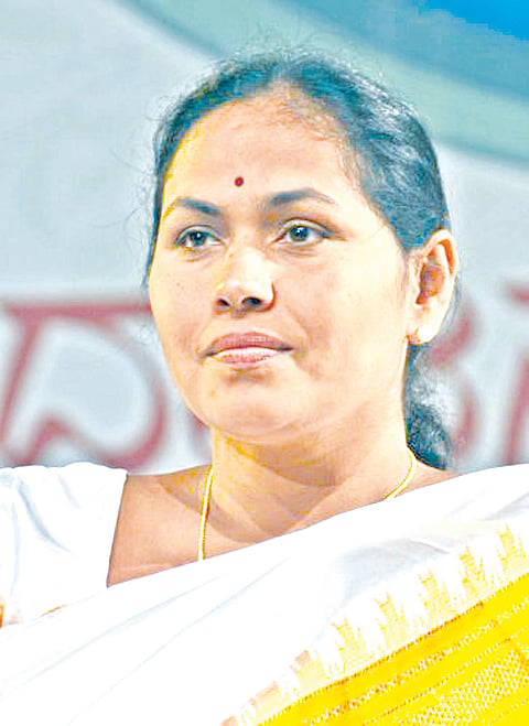 shobha karndlaji
