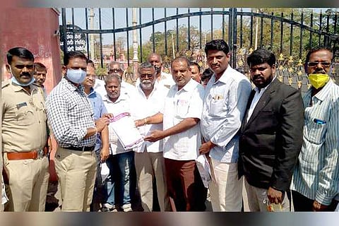 08022021 Raichur Protest