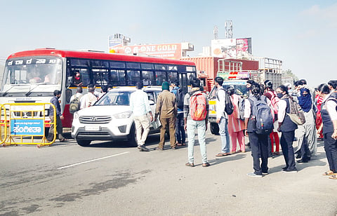 22FEB KUDUR - SOLUR BUS NEWS PHOTO 1