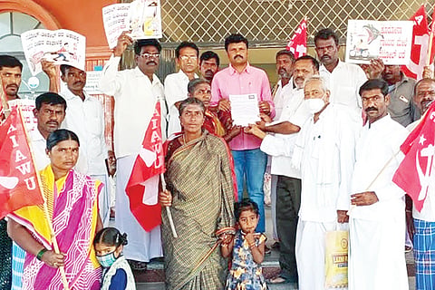 Sindhanuru AIAWU Protest