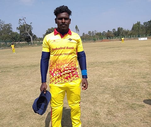 blind cricket for web R. Sunil