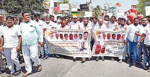 09-03-rama-protest
