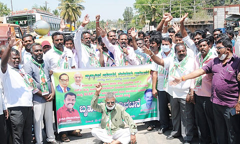 10Tmk_JDS_SC_Protest