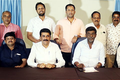 11 Nela ph 05 Okkaligara Samavesha Press Meet