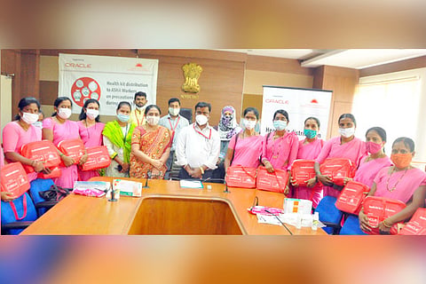 24032021 Koppal Asha Workers kit gift