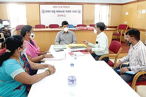 25manju2-Web