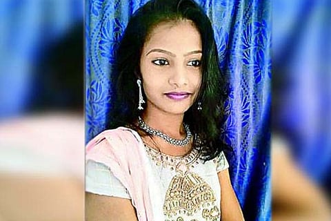 Girl 1