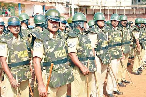 H9 Police (1)