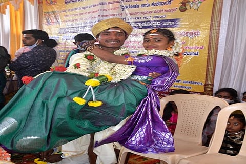RATHNA WEDS MANU