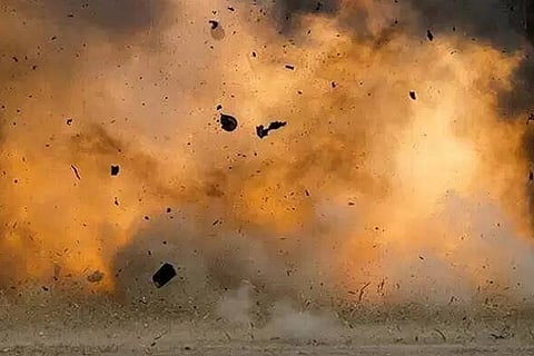 bomb1