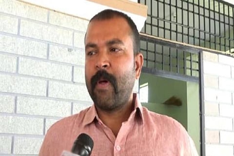 dinesh