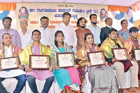 h5-Gangubai Hangal 2