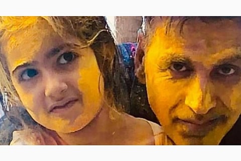 holi