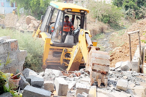 06 Nela ph 02 Rajakaluve Theravu