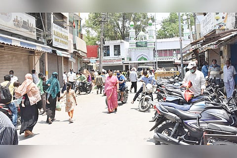 26042021 Raichur Lock open see
