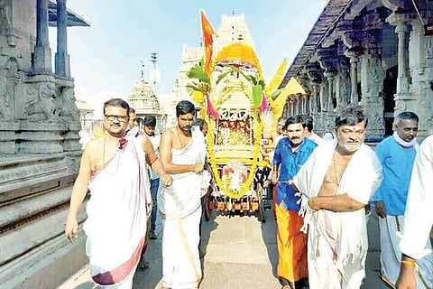 27042021 Hampi Sri Pampa Virupakshaswara Chario