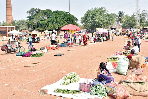 H23 Market 3