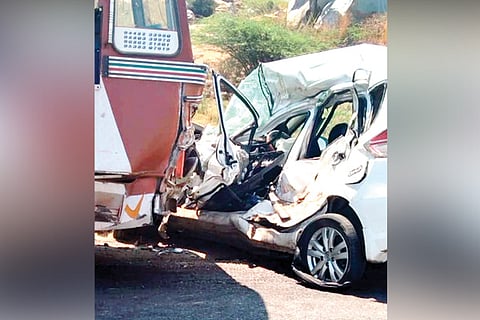 Tekkalakote NH Accident