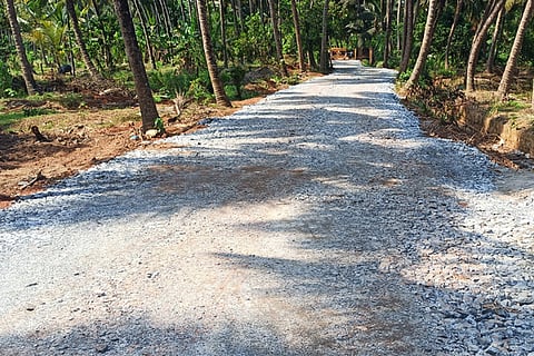 roAD NEW