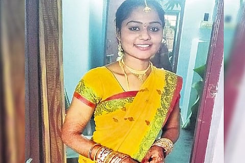 AP Man wife