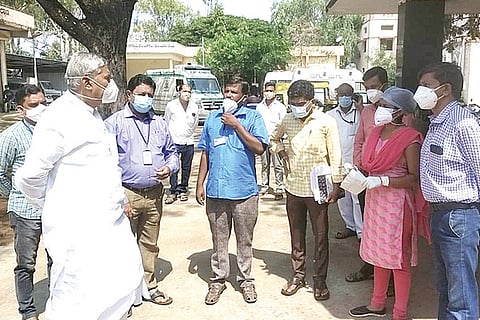Amaregouda Bayyapura Visit Kushtagi Taluk Hospital