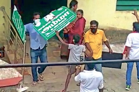DMK