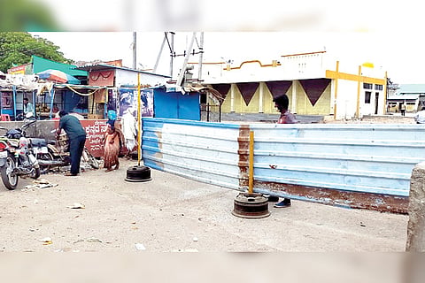 Devadurga Busstand Sealdown