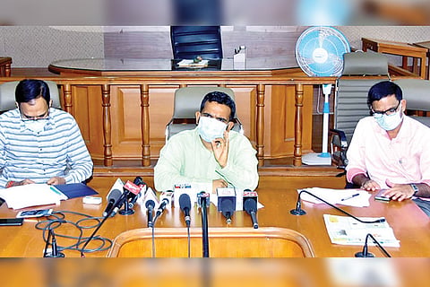 Koppal DC Vikas Kishor Oxygen Press Meet