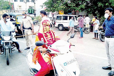 Raichur Janata Curfew Traffice