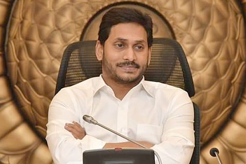 ಮಾಜಿ ಸಿಎಂ ವೈಎಸ್ Tirupati Laddu Row ಜಗನ್ ಶನಿವಾರ(ಸೆ.28) ಪೂಜೆ ನೆರವೇರಿಸಲು ಮುಂದಾಗಿದ್ದಾರೆ
