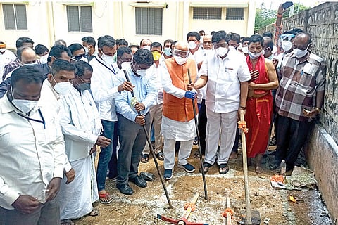 05062021 Harapanahalli MP G M Siddeshwar