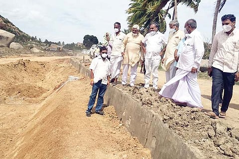11062021 Gangavathi Tungabhadra Canal MLA Visit