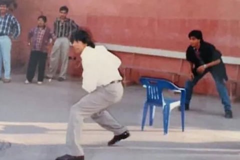 Akshay Kumar - Shahrukh Khan - Final