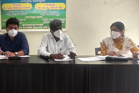Hadeelu bhumi sabhe