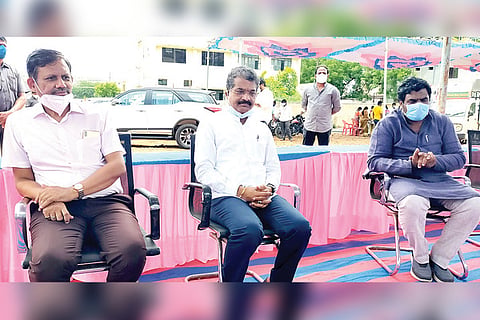Telangana MLA SS Reddy Visit KSN Devadurga