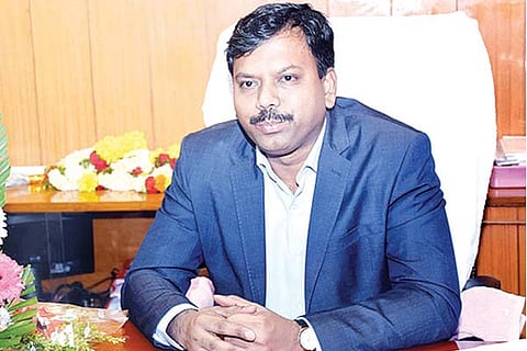 dc r Venkateshkumar