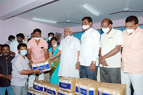 13 MDG 01MP Photo
