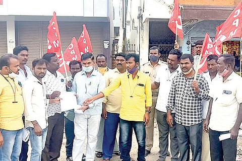 Gangavati CPIM Protest