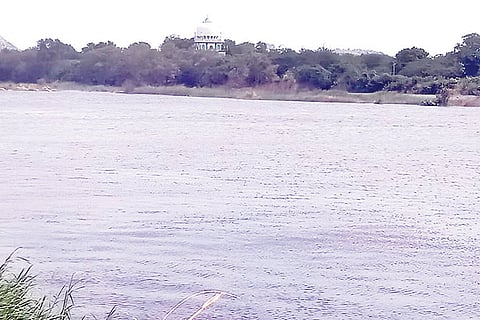 Mukkunda Near TB Dam River