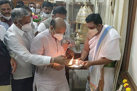 bommai in cm office