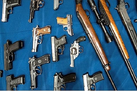 guns