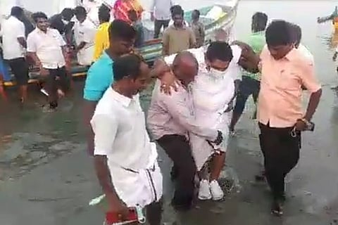 minister