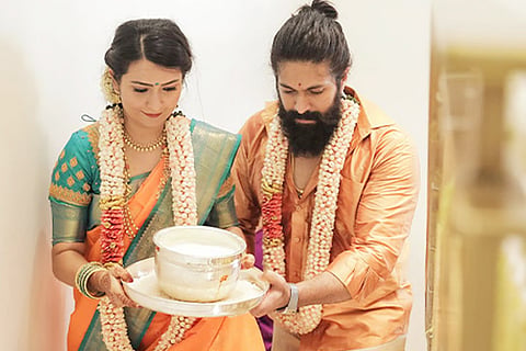 yash radhika home