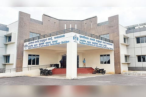 02082021 Raichur IIIT college