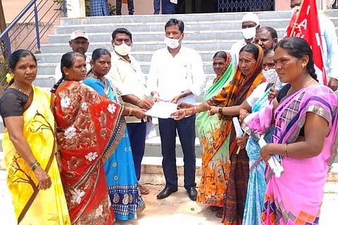 09082021 Kanakagiri citu protest