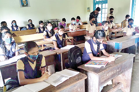 23sirsi5- school