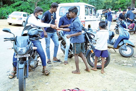 Children begging